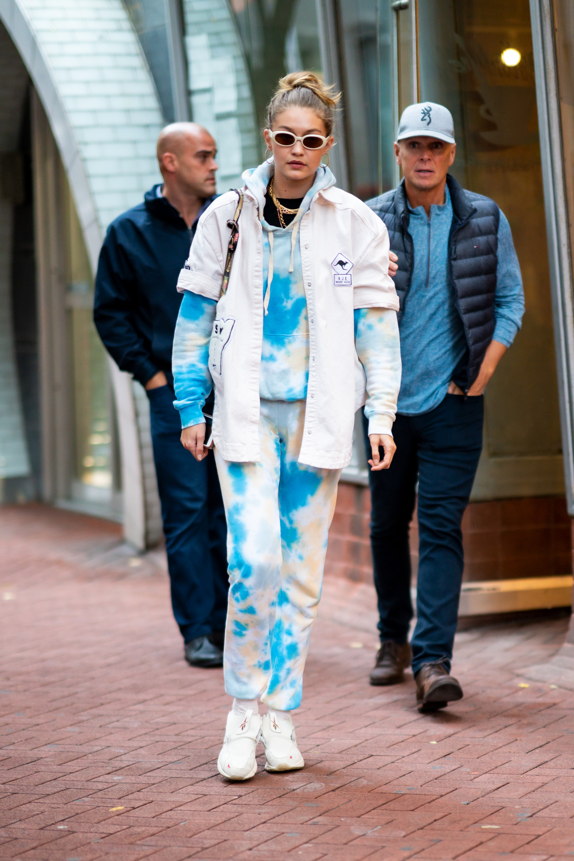 look-do-dia-gigi-hadid