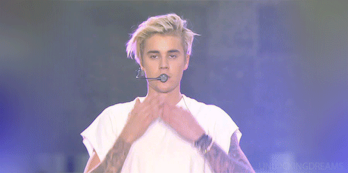 justin-bieber-beijo