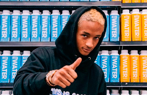 À venda no Brasil, caixa de água sustentável de Jaden Smith gera polêmica