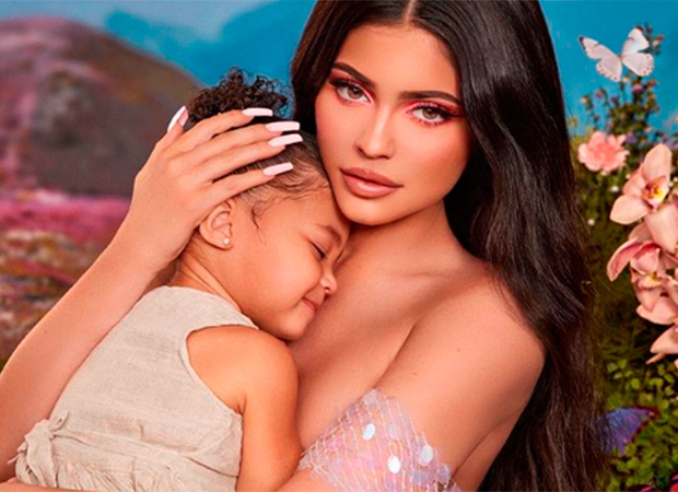 stormi-e-kylie-jenner