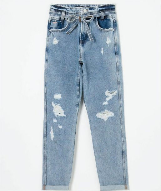 Mom jeans Renner (R$ 119,90*). Mom jeans Renner (R$ 119,90*).