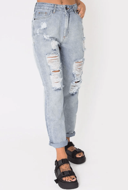 Mom jeans Ziovara (R$ 159,90*). Mom jeans Ziovara (R$ 159,90*).