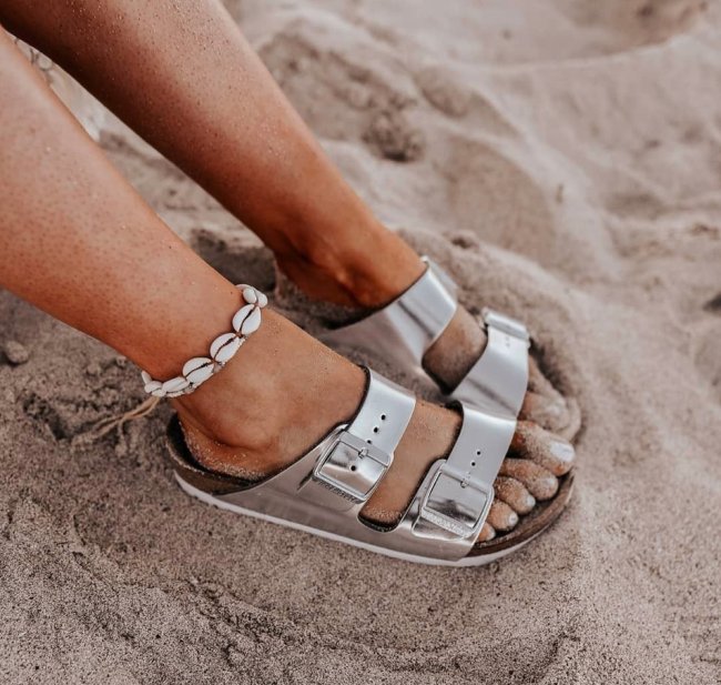 Sandália birkenstock mais buscada quarentena