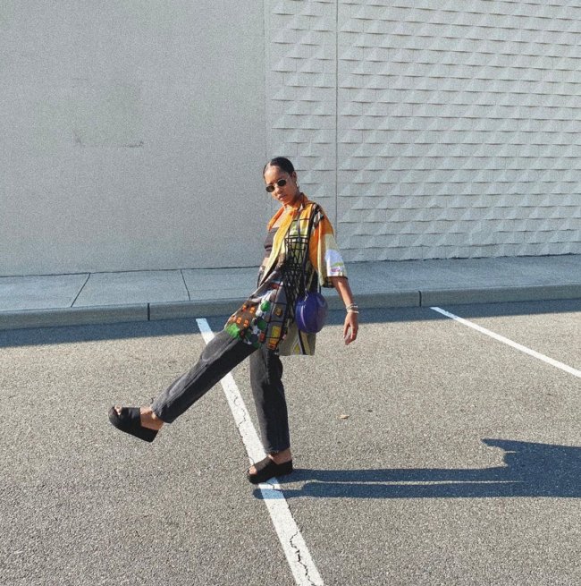 Chinelo e tamanco com salto plataforma