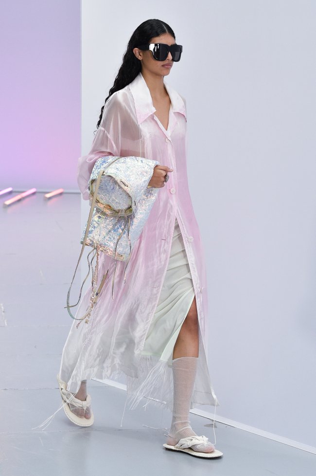 Desfile Acne Studios Primavera/Verão 2021 na Paris Fashion Week