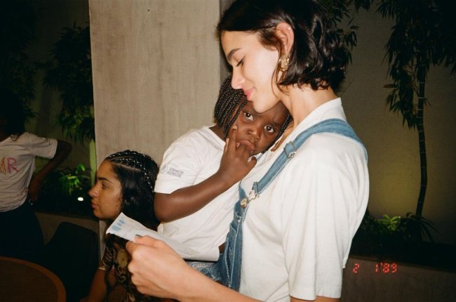 brunamarquezine_88137312_3370162853010740_3163427858802389867_n Bruna Marquezine