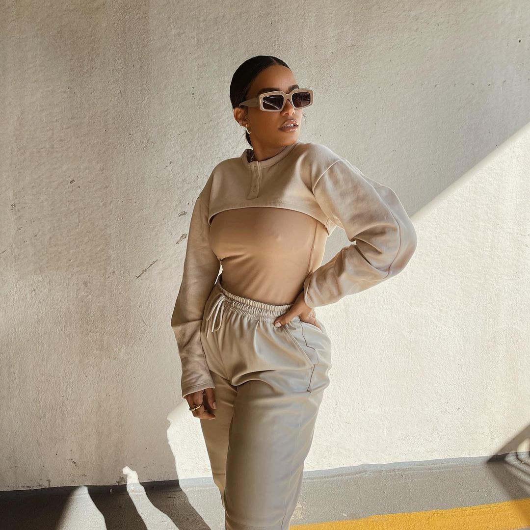 bolero-tendencia-polemica-lizmarly Look com bolero que tem recorte polêmico