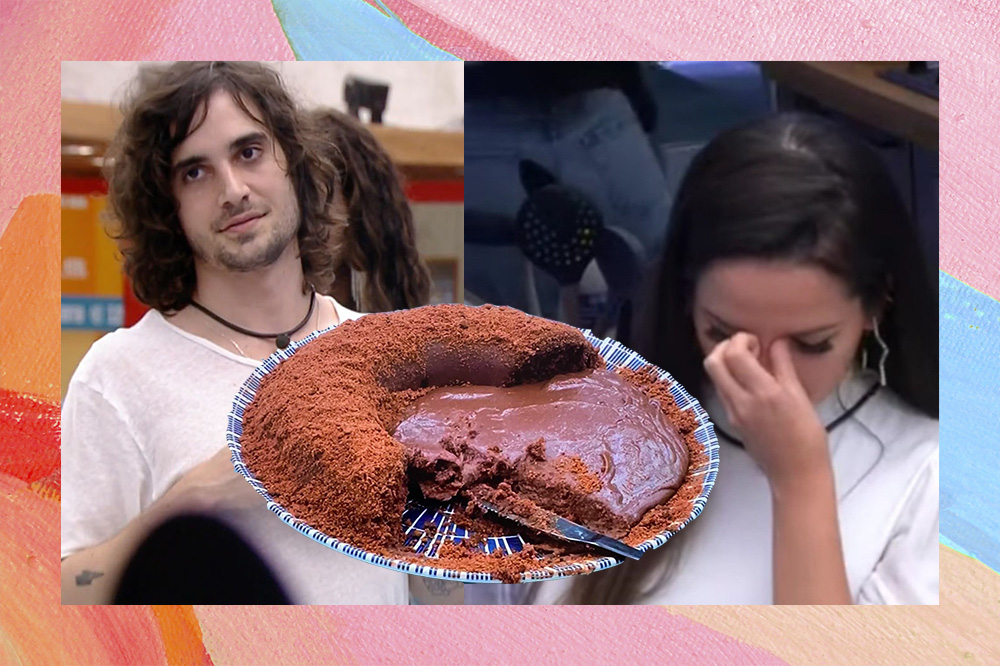 Montagem com imagem e Fiuk, Juliette com a cabeça baixa e os dedos entre os olhos e o bolo de chocolate feito por Fiuk no meio