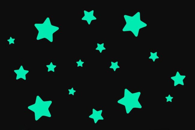 8 invenções que você fez no quarto, mas se arrependeu totalmente depois Foto de adesivos de estrelas verde neon num fundo preto