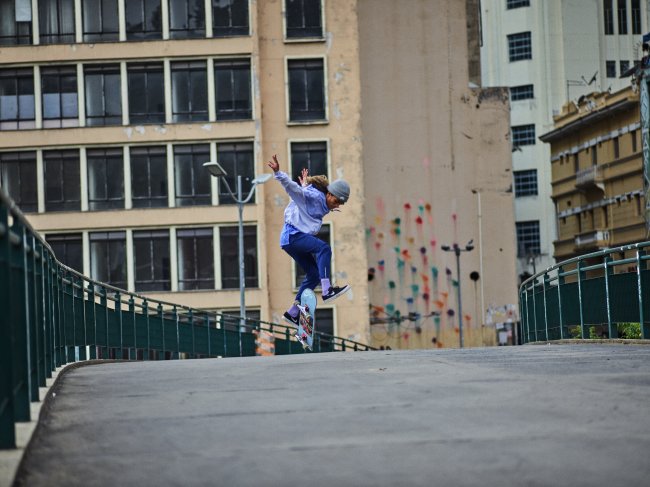 Rayssa Leal 2 Rayssa Leal faz uma manobra de skate