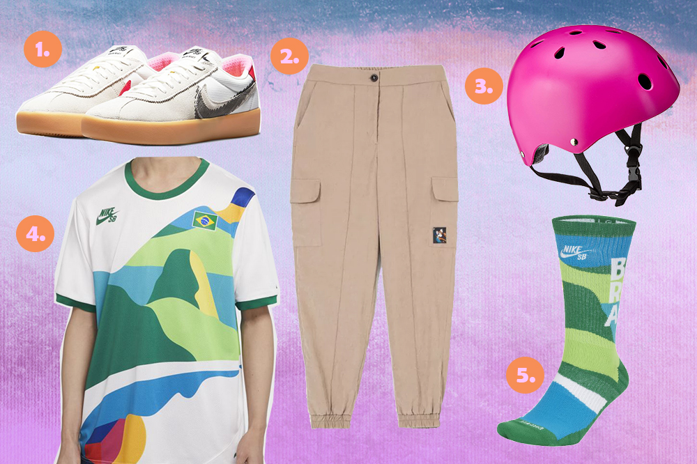 produtos-skate-olimpiadas Montagem com produtos de skate em fundo em degradê com tons de azul, roxo e rosa. Um tênis da Nike, uma calça cargo kaki, um capacete rosa, uma camiseta do Brasil e uma meia do Brasil também da Nike.