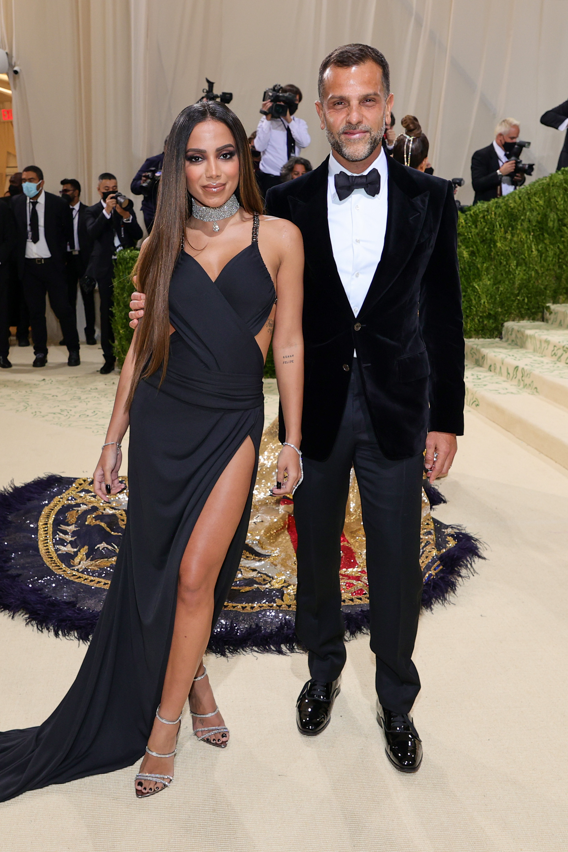 Anitta e Alexandre Birman no MET Gala 2021