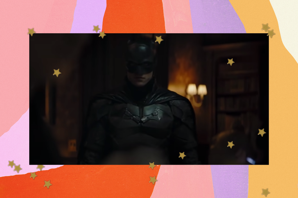 Trecho do trailer de The Batman com Robert Pattinson aparecendo com uma expressão séria.