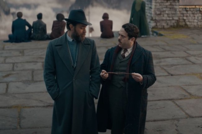 animais-fantasticos Dumbledore e Jacob conversando