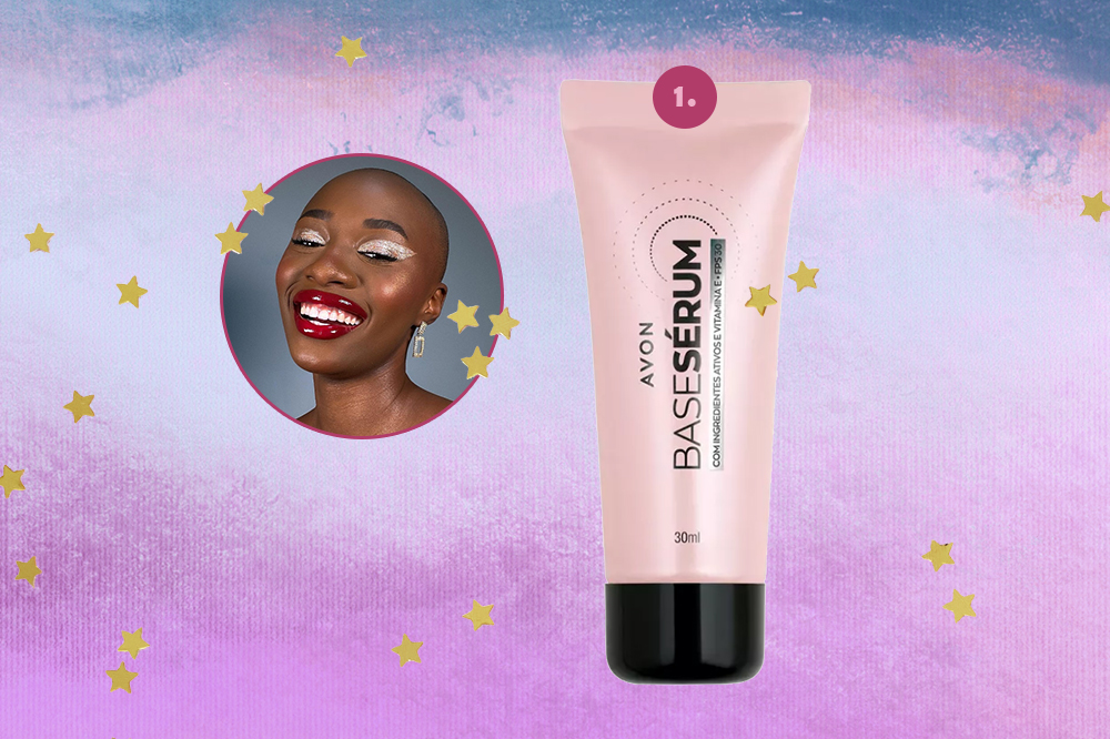 base-pele-negra-mirella Montagem em fundo degradê roxo e azul com uma embalagem de base facial