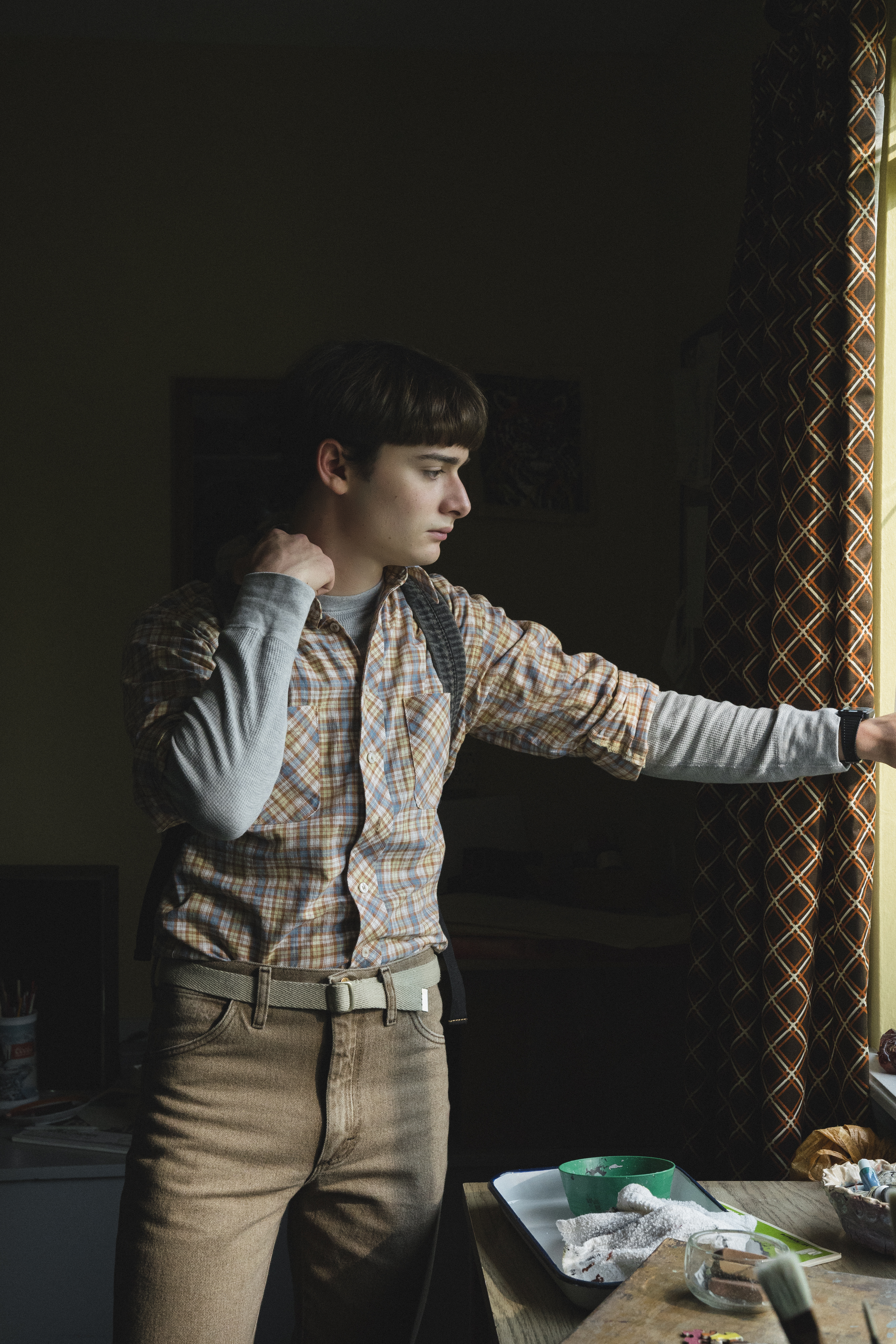 stranger-things-netflix-camisa-xadrez-04 Will Byers na quarta temporada de Stranger Things