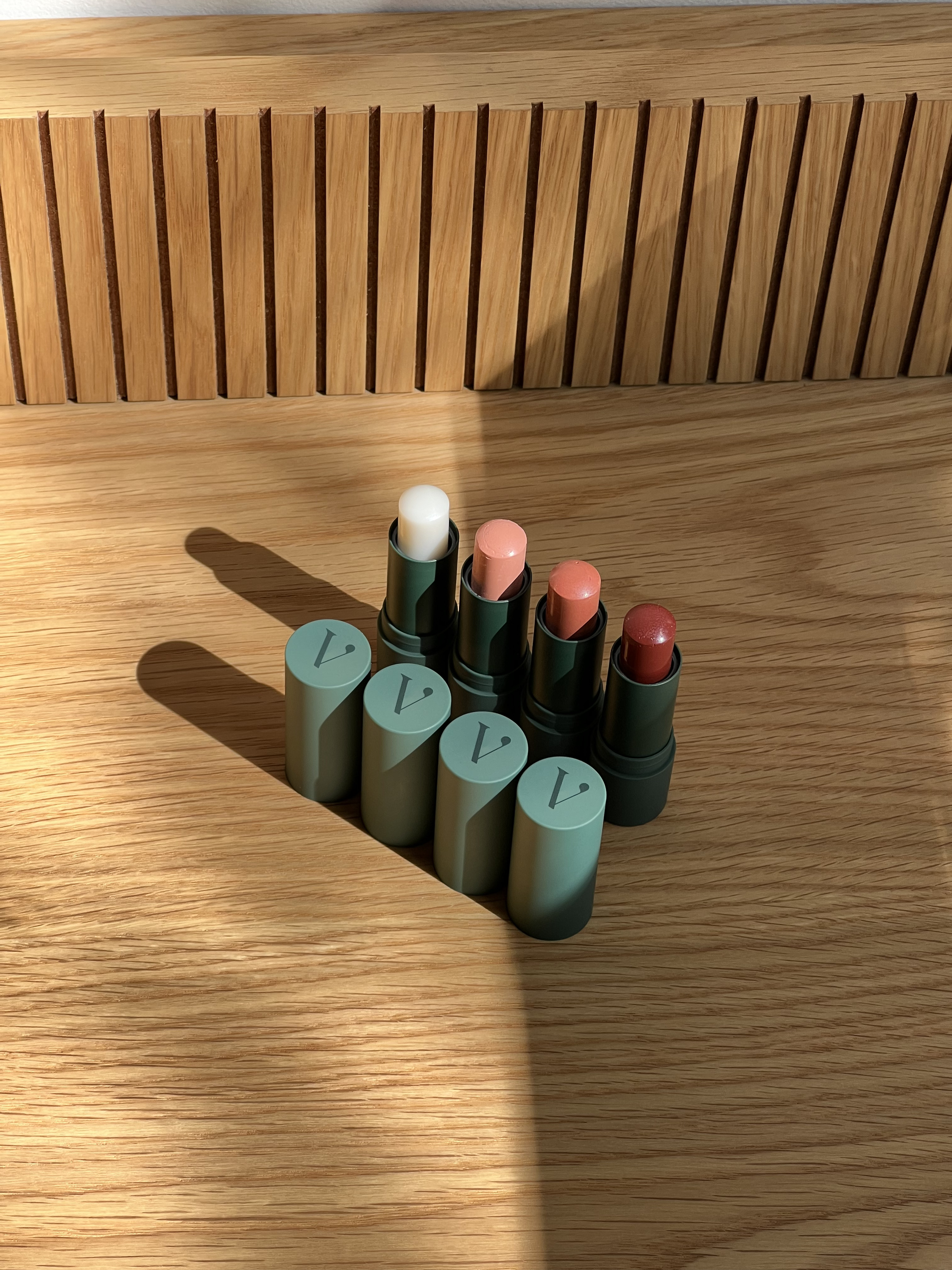 vic-beauté-batom-facinho Batom Facinho, da marca de maquiagem Vic Beauté
