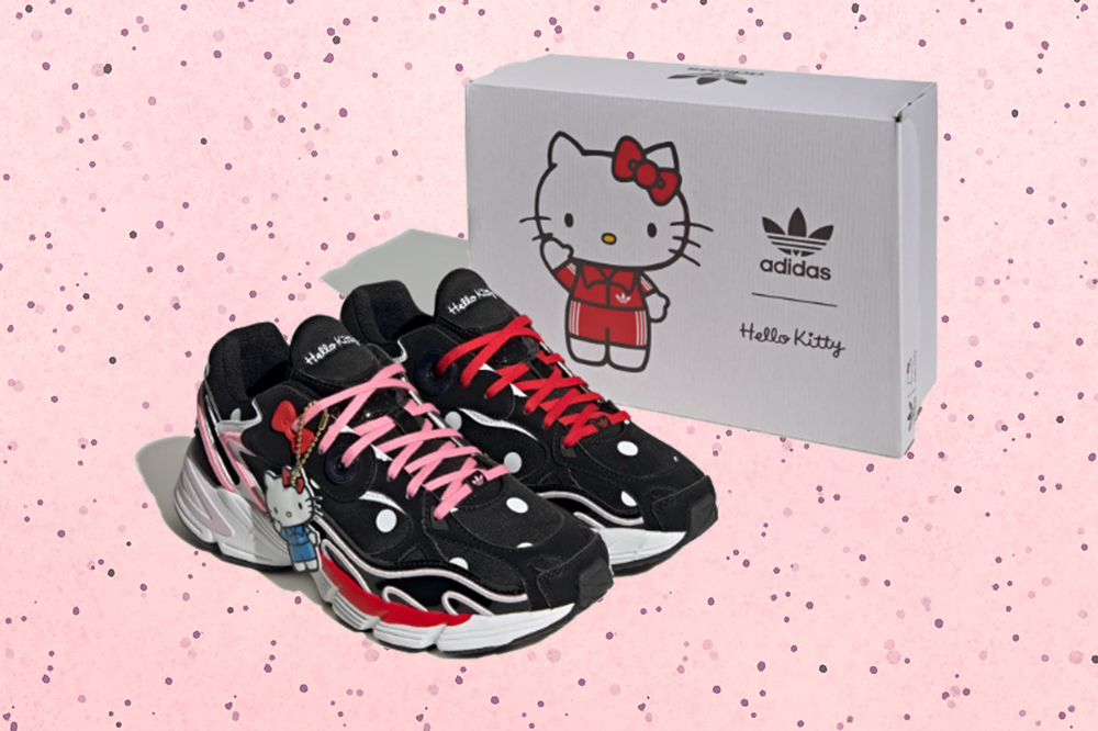 tenis-colecao-adidas-hello-kitty-01 Tênis Astir da coleção da Adidas com a Hello Kitty em fundo rosa com bolinhas