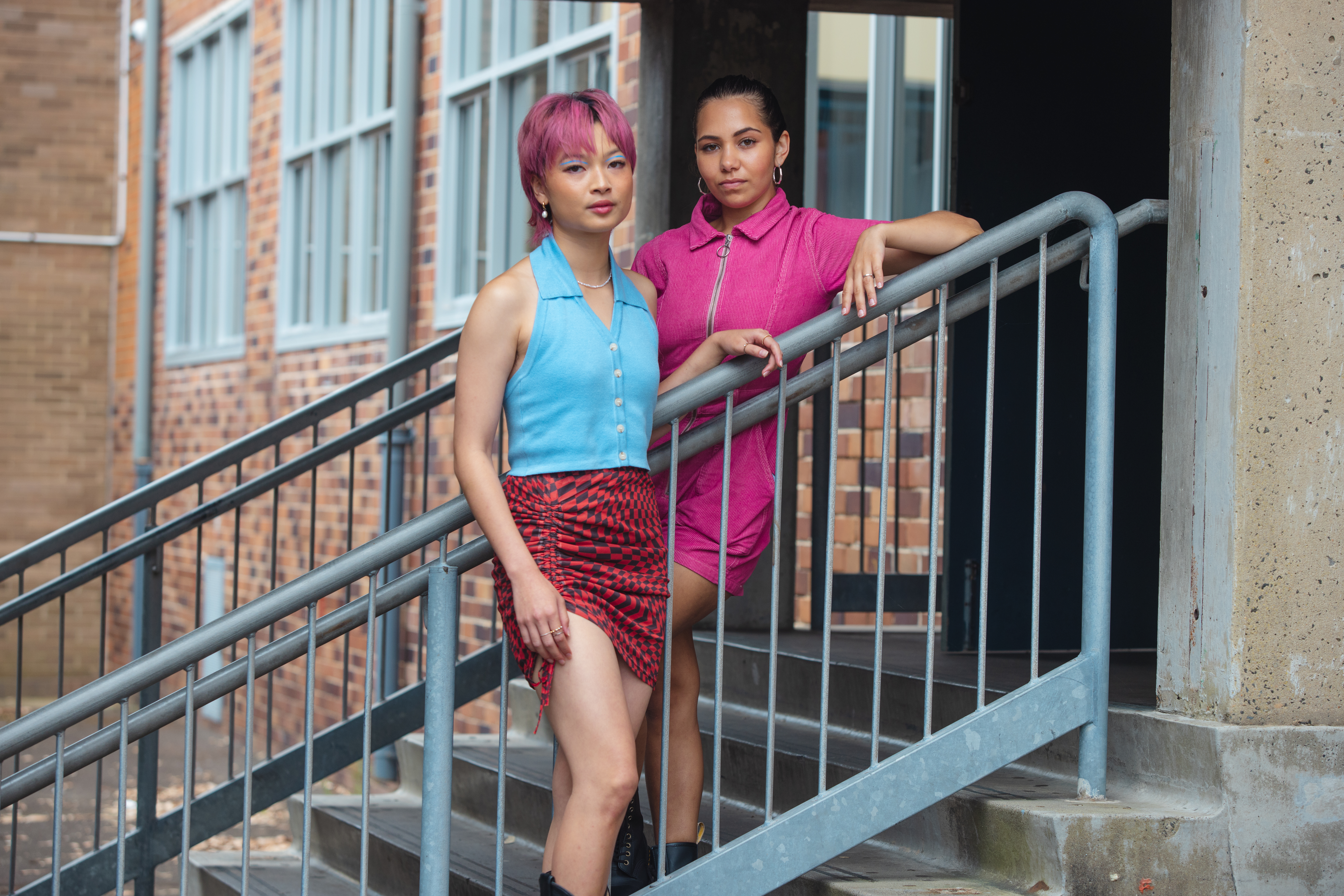 HEARTBREAK HIGH Sasha (Gemma Chua-Tran) e Missy (Sherry-Lee Watson) na série Heartbreak High