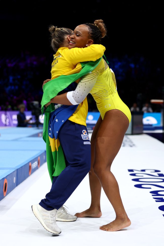 Rebeca andrade e Flavia saraiva