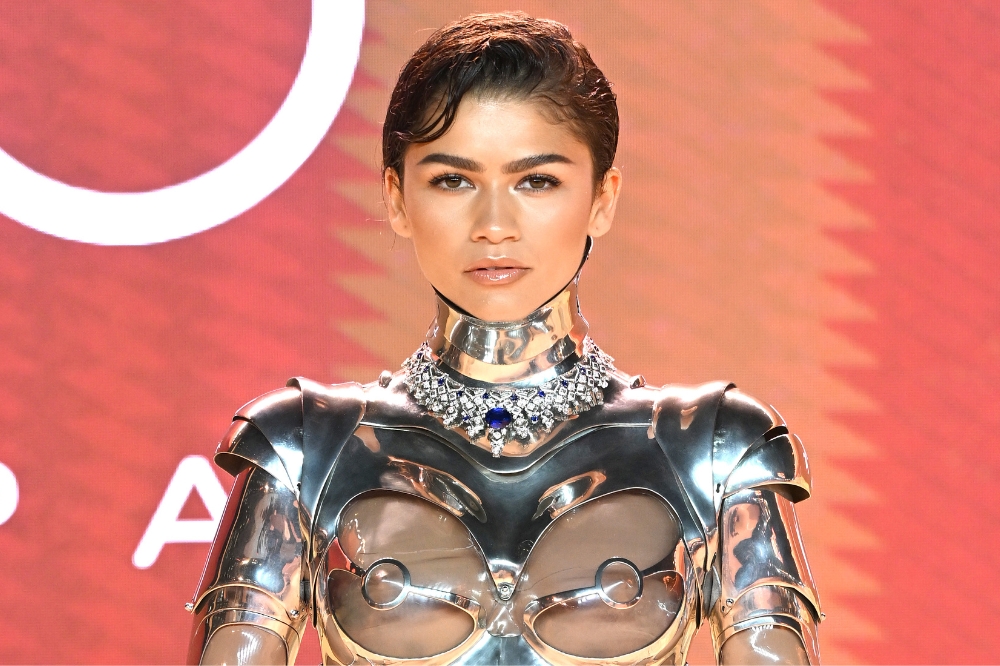 Zendaya usando look da Mugler na première de Duna 2