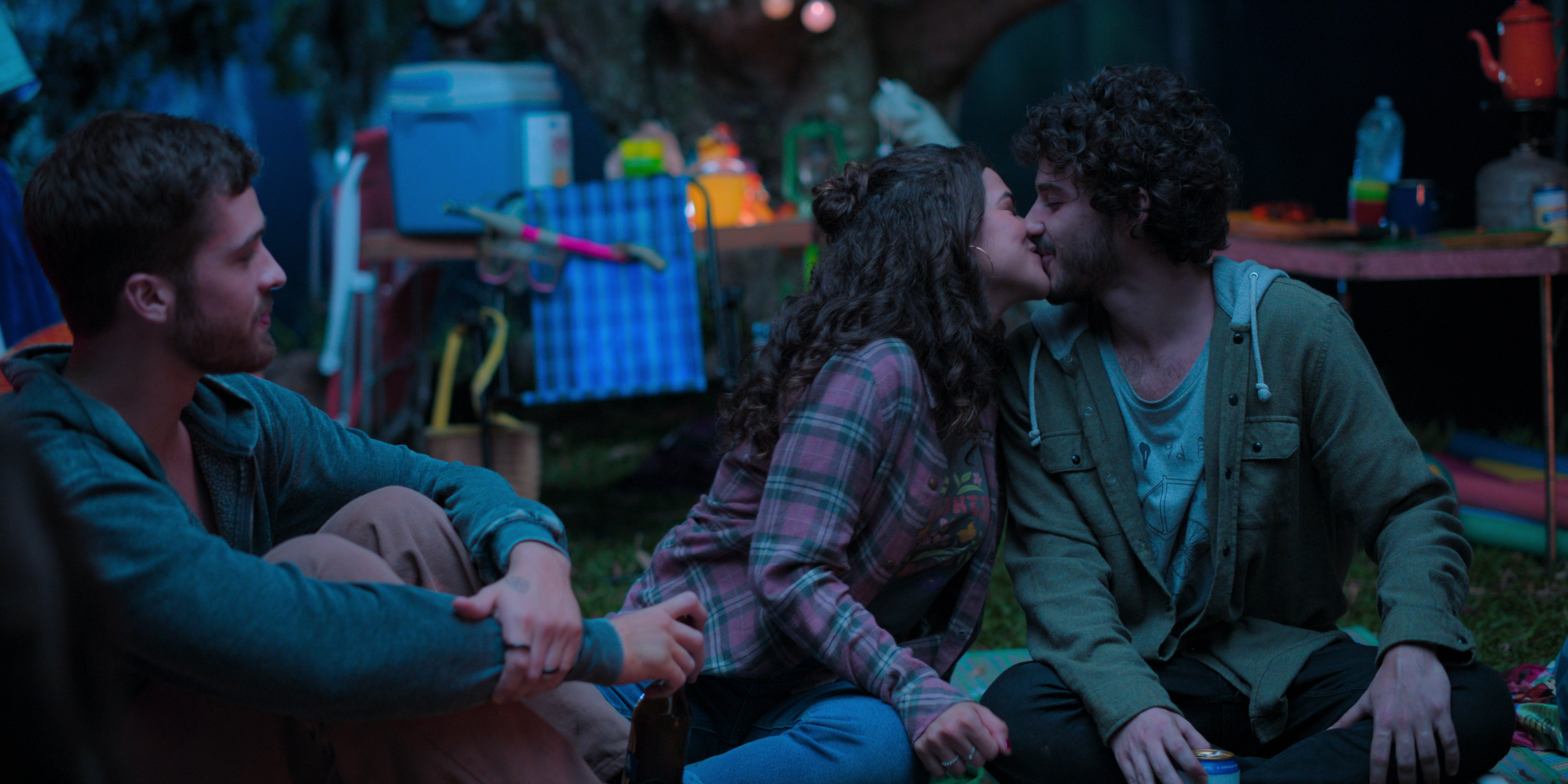 Fabrício (João Guilherme), Anita (Maisa) e Joel (Antonio Carrara) na terceira temporada de De Volta aos 15