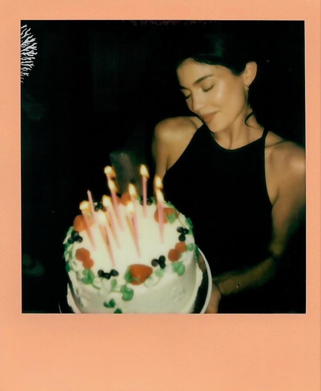 kylie-jenner-aniversario Kylie Jenner comemorando aniversário de 27 anos