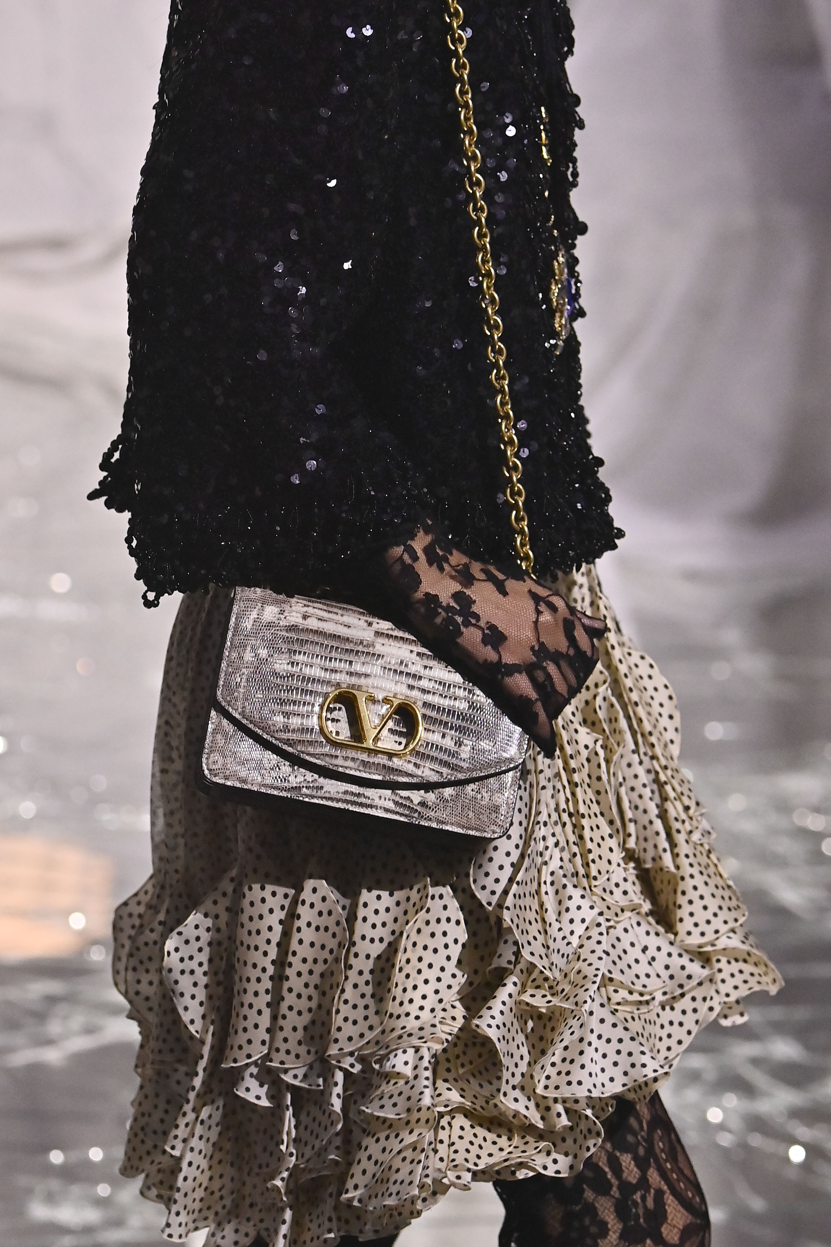 Valentino – Runway – Spring/Summer 2025 Paris Fashion Week Desfile de primavera-verão 2025 da Valentino na semana de moda de Paris