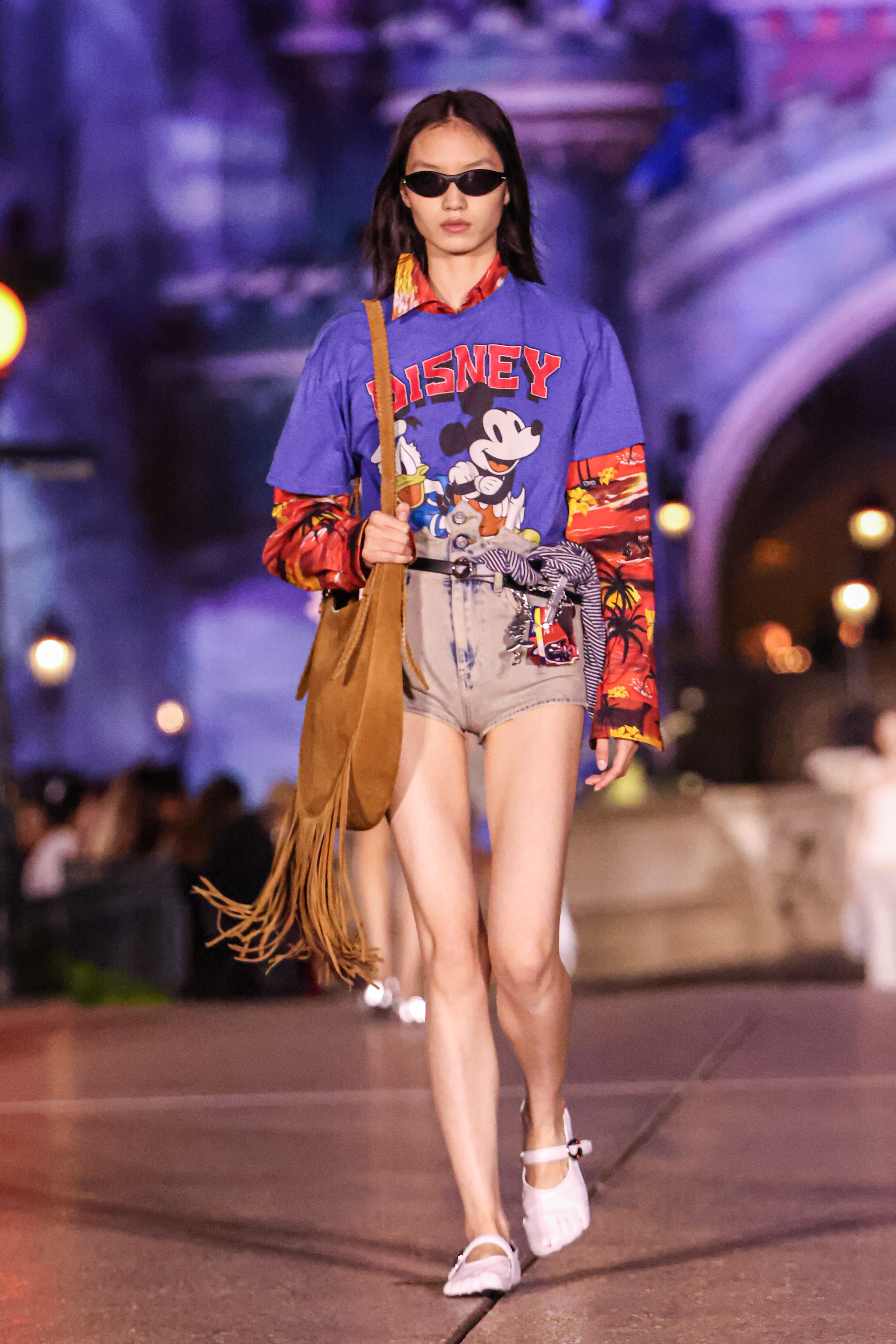 Coperni: Runway – Paris Fashion Week – Womenswear Spring-Summer 2025 Desfile da coleção de primavera-verão 2025 da Coperni na semana de moda de Paris