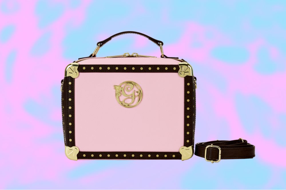 bolsa-ariana-grande-glinda Bolsa cor-de-rosa Loungefly X Wicked usada por Ariana Grande