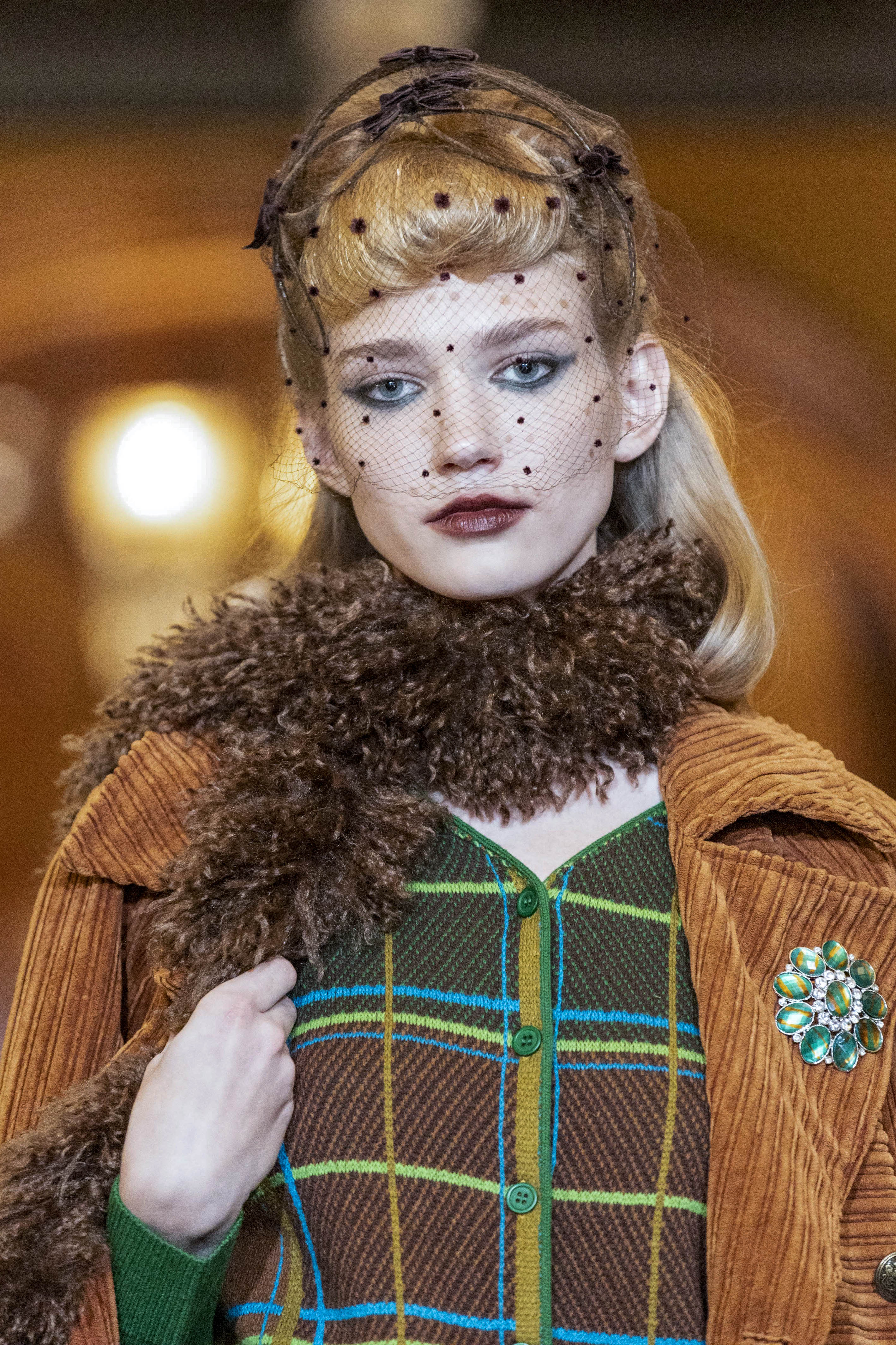 Anna Sui – Runway – Fall/Winter 2025-2026 New York Fashion Week Desfile de outono-inverno 2025-2026 da Anna Sui na semana de moda de Nova York