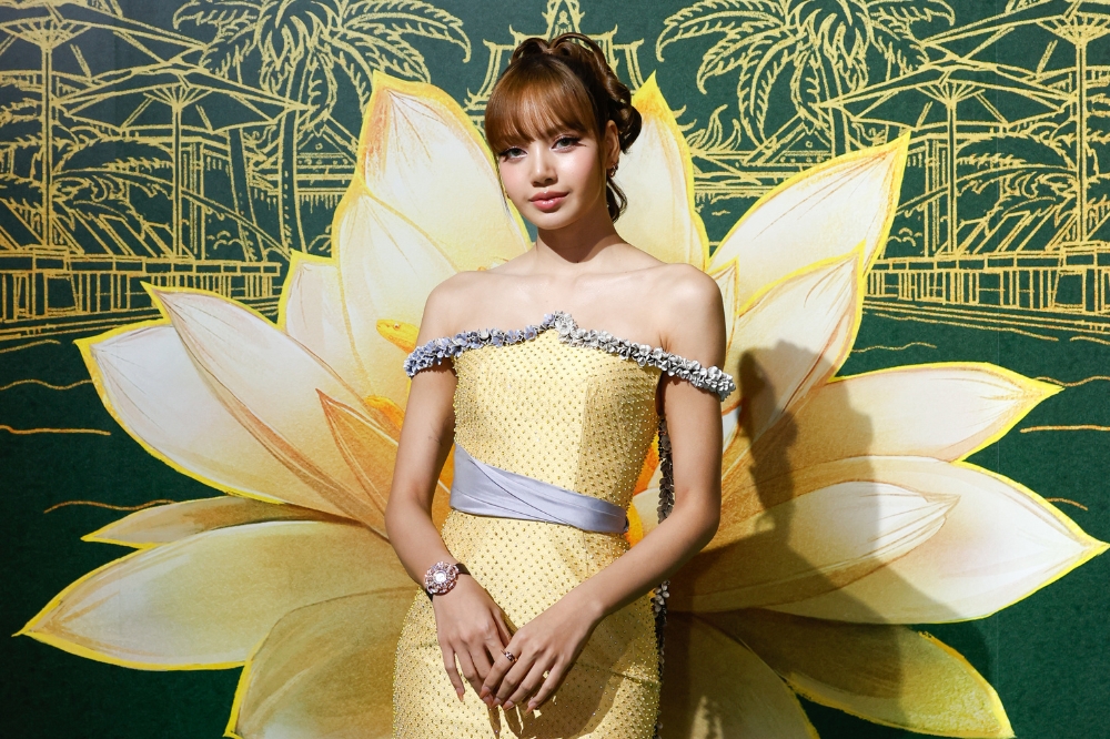 Lisa na after party da première de The White Lotus em Bangkok, na Tailândia