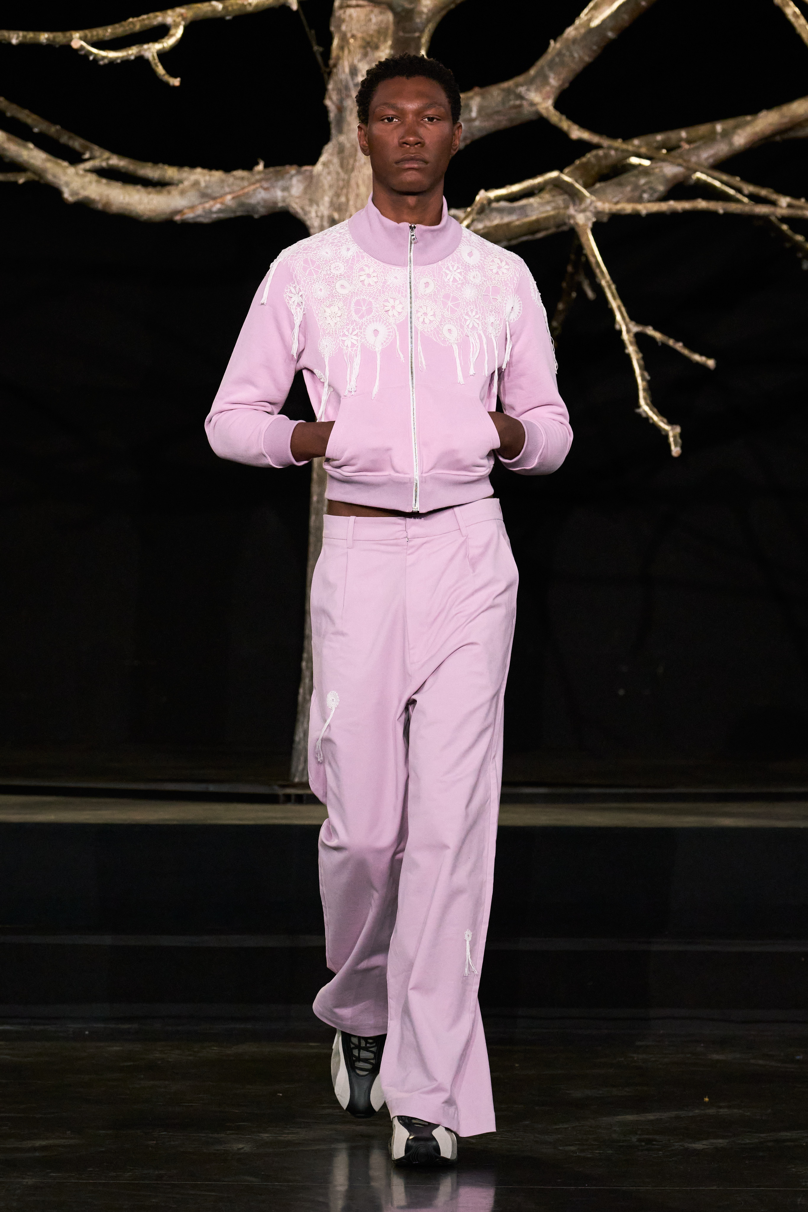 Photo: Umberto Fratini / Gorunway.com Desfile da P.Andrade na semana de moda masculina de Paris