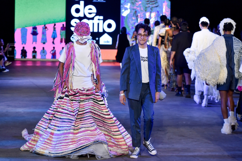 Lucas Caslú, estilista vencedor do 3º Desafio Sou de Algodão + Casa de Criadores