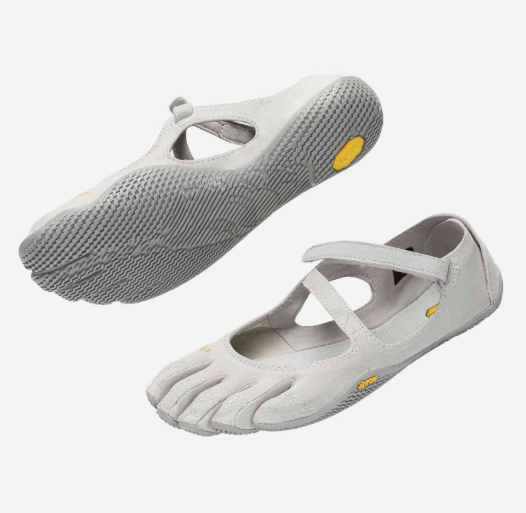 sapato-polemico-vibram-jennie-kim-blackpink Sapato V-soul da Vibram Fivefingers usador por Jennie Kim, do BLACKPINK