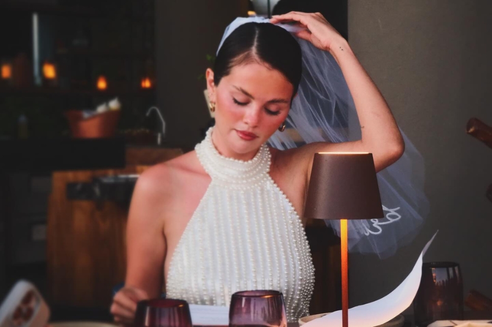 Selena Gomez publica fotos da sua despedida de solteira