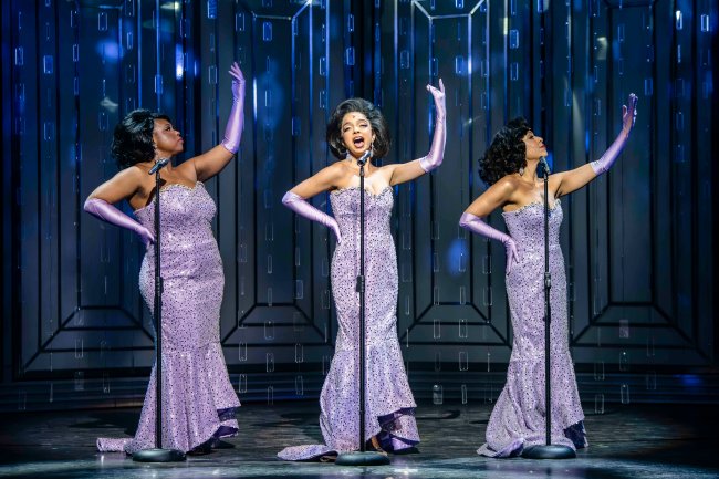 Laura Castro, Samantha Schmütz e Letícia Soares em Dreamgirls