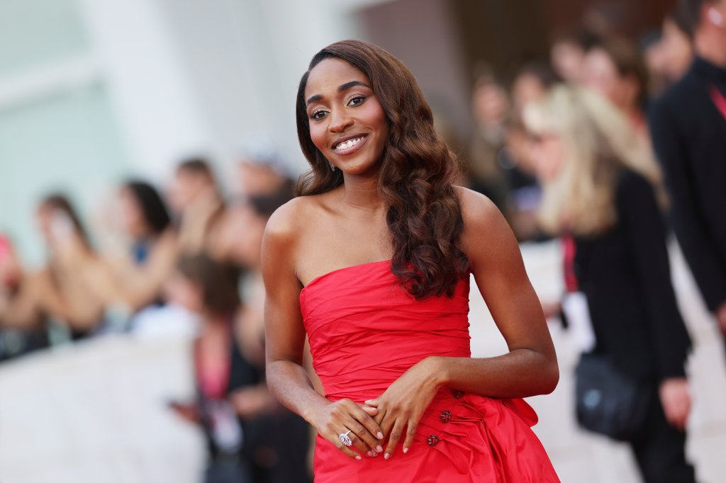 Ayo Edebiri na première de 'Depois da Caçada' no Festival de Cinema de Veneza