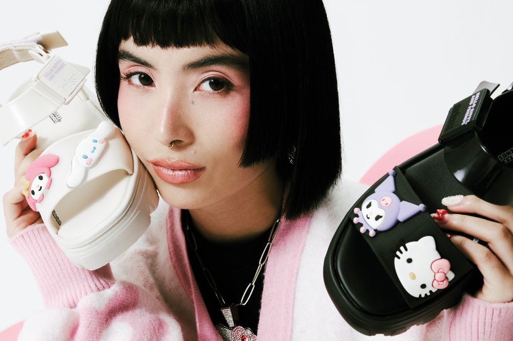 Sarina Gomes estrela campanha de coleção da Melissa com Hello Kitty and Friends