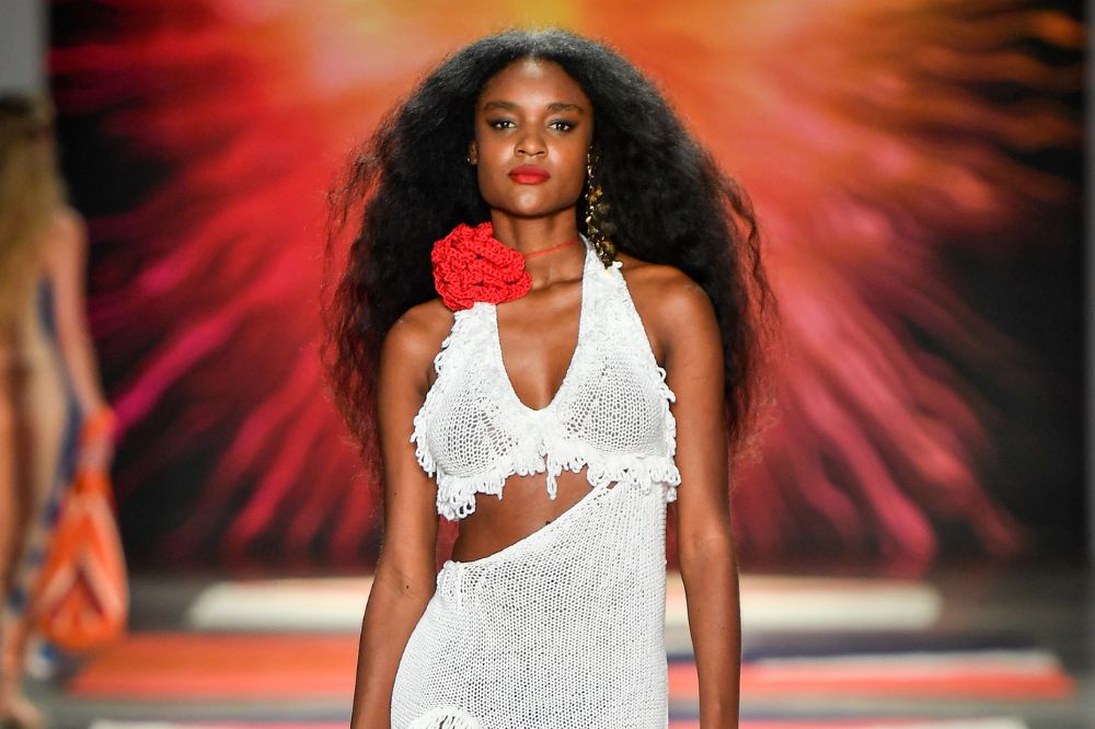 Desfile do Ateliê Mão de Mãe no SPFW N60