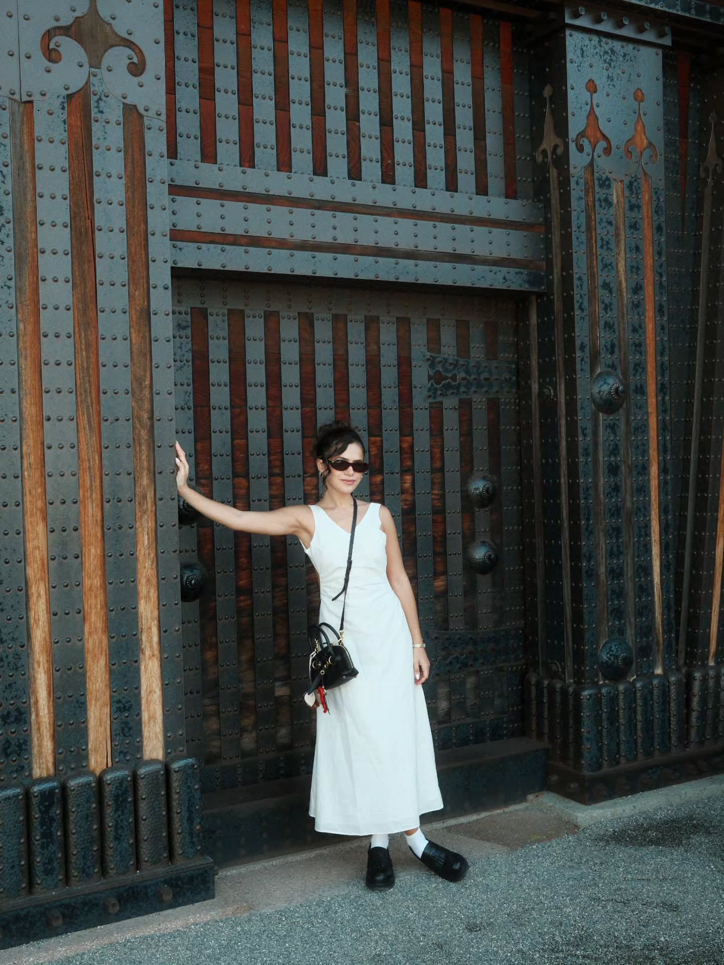 Look da Maisa com vestido branco longo é perfeito para a primavera