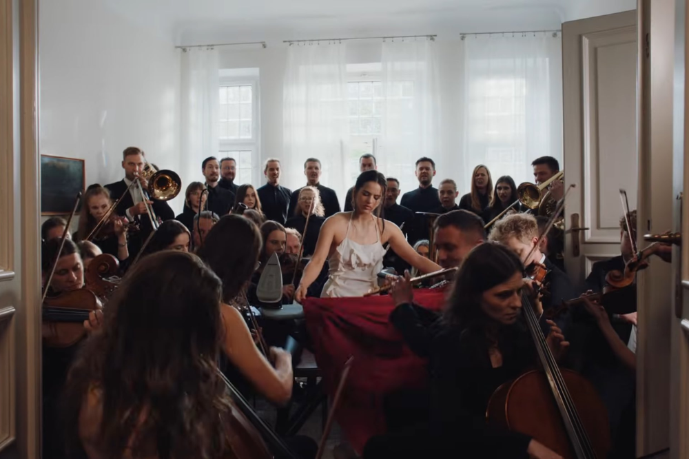 Rosalía no clipe de Berghain