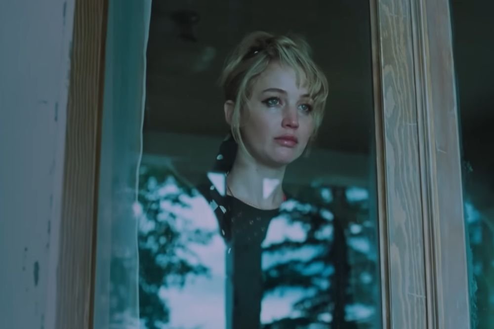 Jennifer Lawrence em 'Morra, Amor"