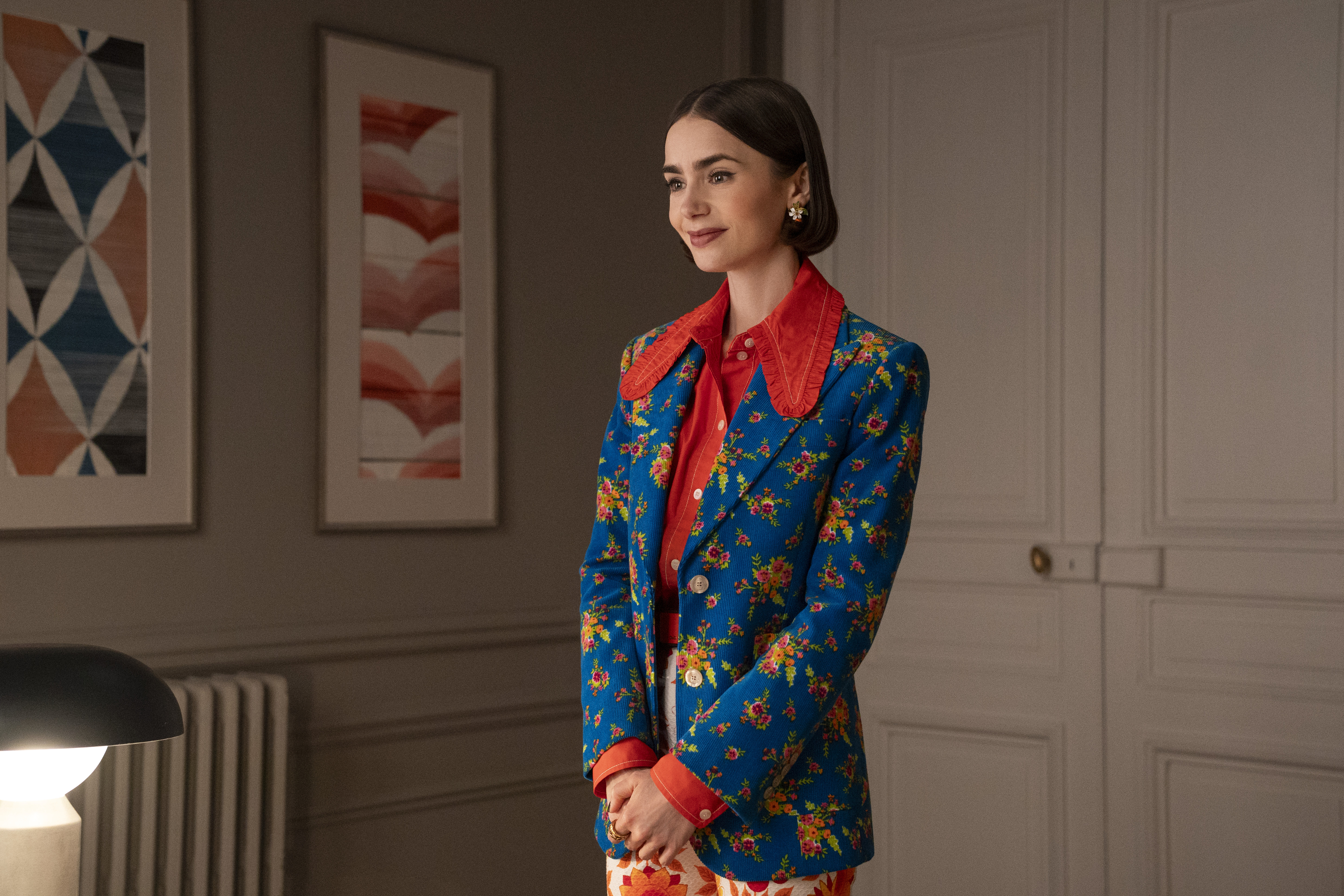 Emily In Paris. Lily Collins as Emily in episode 505 of Emily In Paris. Cr. Caroline Dubois/Netflix © 2025