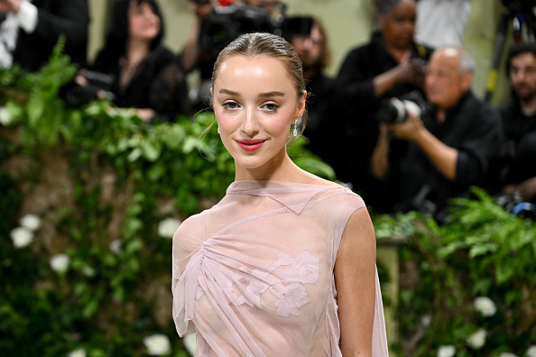 Phoebe Dynevor
