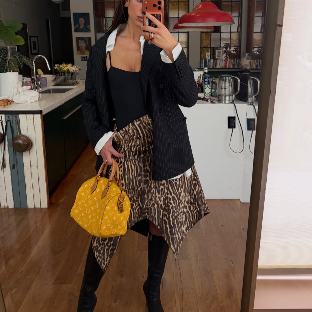 look Dua Lipa