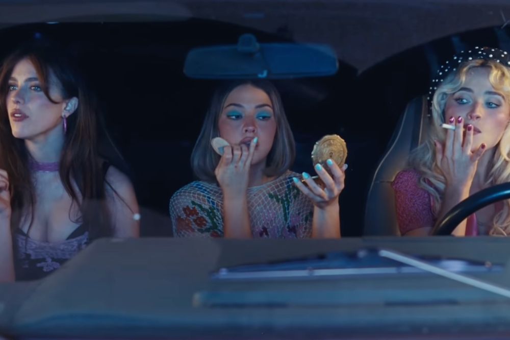sabrina-carpenter-clipe-house-tour