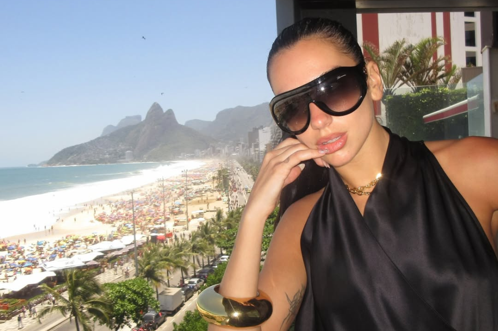 Dua Lipa em visita ao Rio de Janeiro