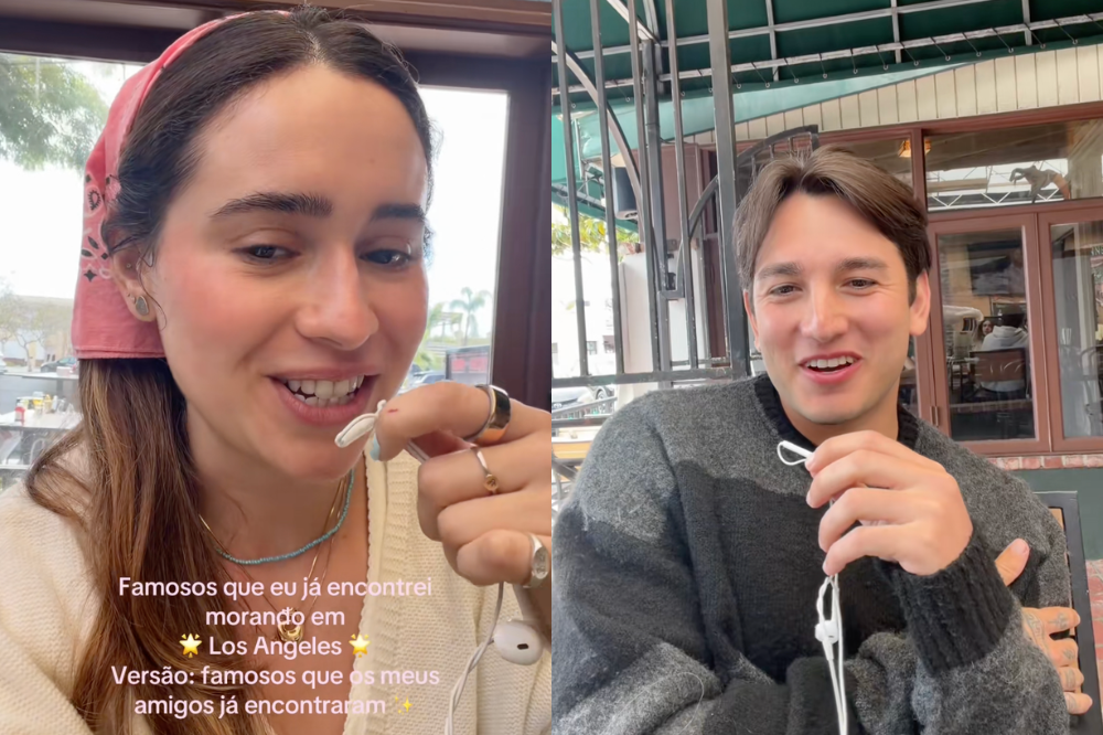 Duas pessoas jovens, uma mulher e um homem, em uma videochamada. A mulher sorri, usando bandana rosa e colar turquesa, segurando fone de ouvido branco. O homem, à direita, sorri, vestindo suéter cinza, também segurando um fone. Texto sobreposto: "Famosos que eu já encontrei morando em Los Angeles Versão: famosos que os meus amigos já encontraram"