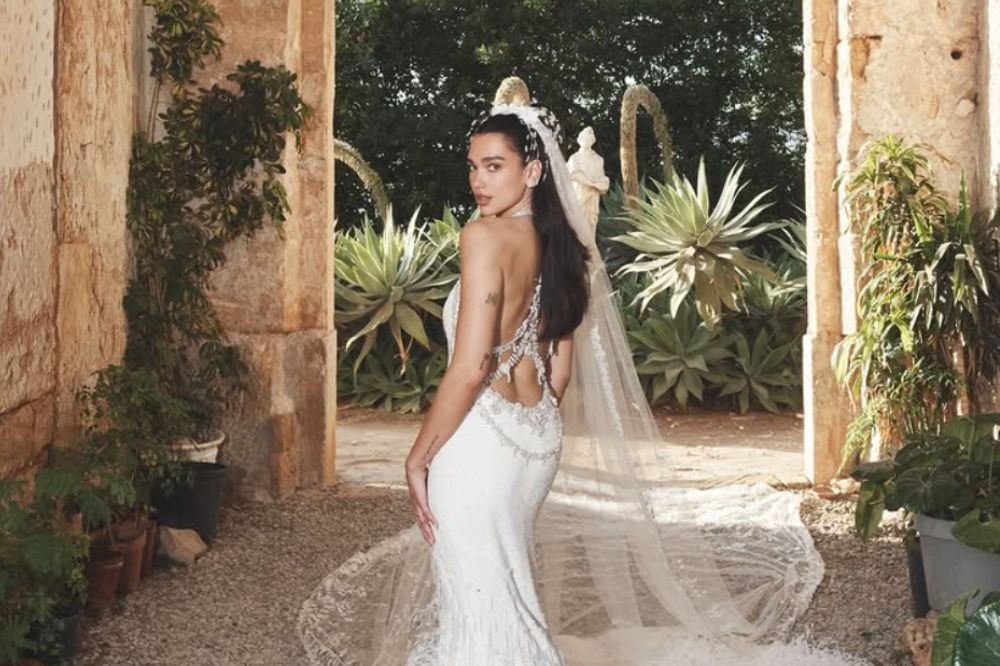 Dua Lipa vestido de casamento Chanel